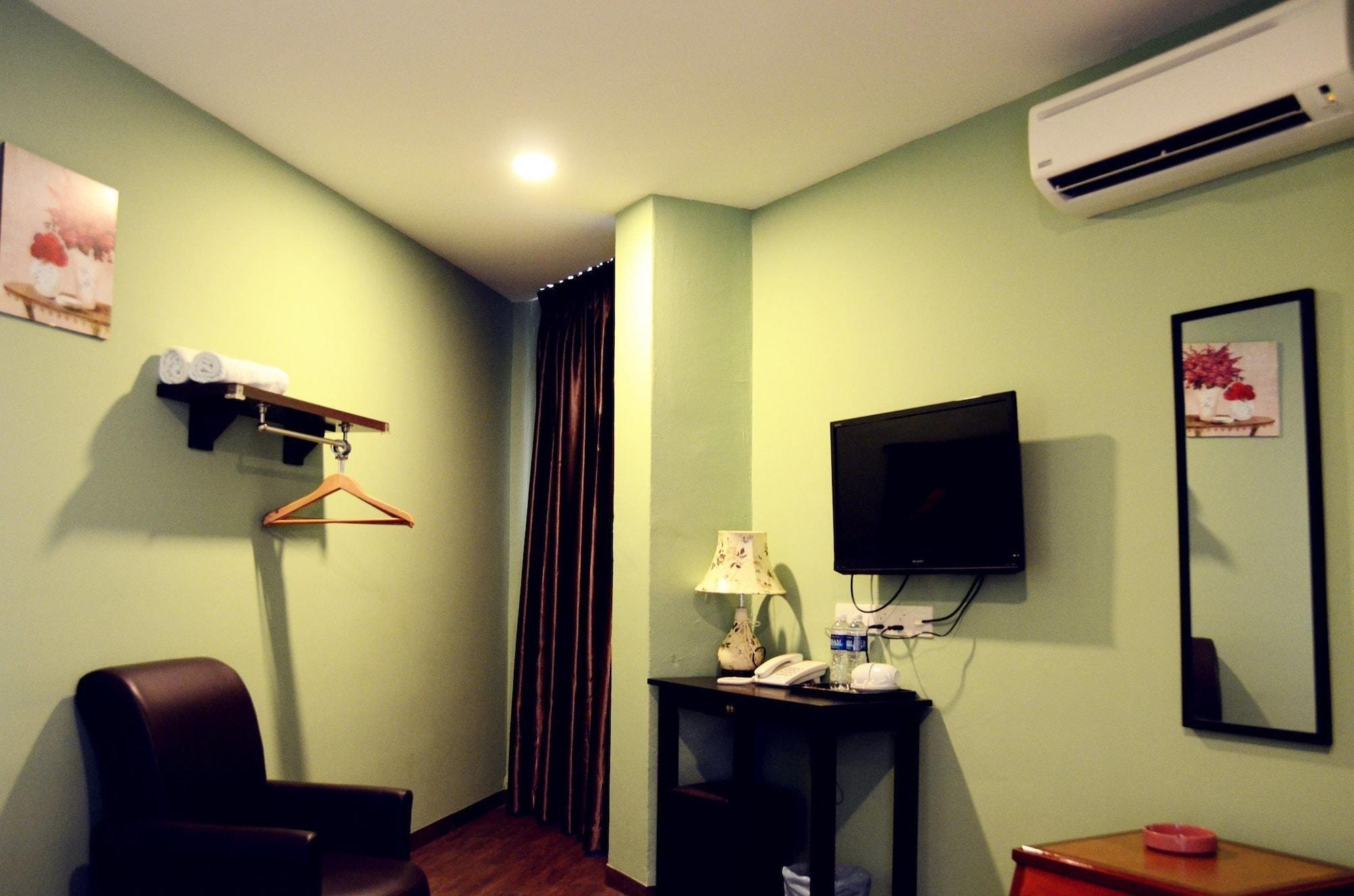 โรงแรมศรี เรมเบีย Malacca ภายนอก รูปภาพ